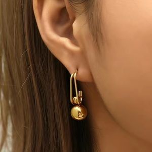 18k Gold Bead Drop Earrings